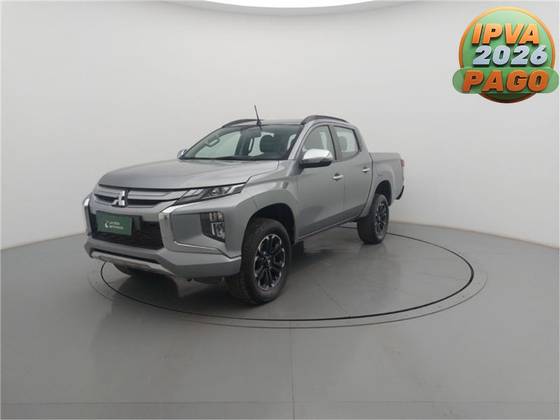 MITSUBISHI L200 TRITON 2.4 16V TURBO DIESEL SPORT HPE-S CD 4P 4X4 AUTOMÁTICO MITSUBISHI L200 TRITON 2.4 16V TURBO DIESEL SPORT HPE-S CD 4P 4X4 AUTOMÁTICO
